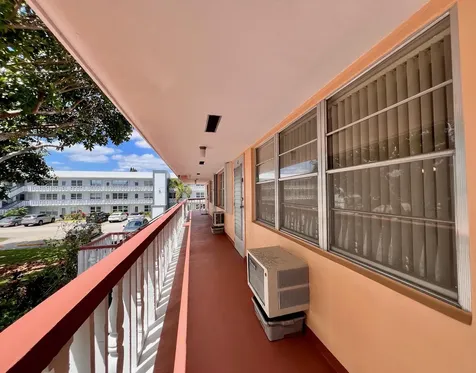 42 Andover B West Palm Beach FL 33417