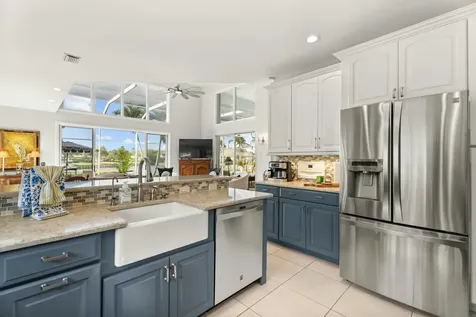 560 Sw Bay Pointe Circle Palm City FL 34990