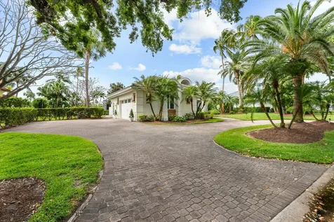 560 Sw Bay Pointe Circle Palm City FL 34990