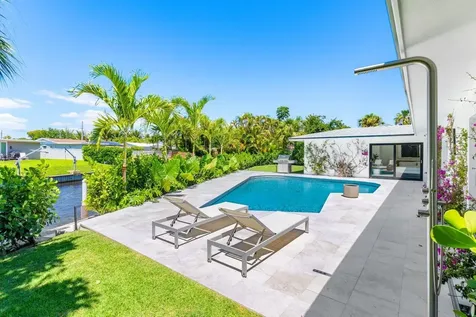 7711 W Lake Drive Lake Clarke Shores FL 33406