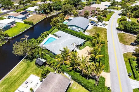 7711 W Lake Drive Lake Clarke Shores FL 33406