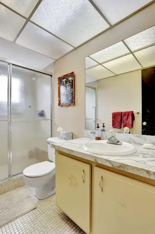 2951 Nw 46th Avenue Lauderdale Lakes FL 33313