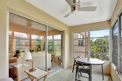 2951 Nw 46th Avenue Lauderdale Lakes FL 33313