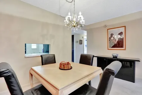 2951 Nw 46th Avenue Lauderdale Lakes FL 33313