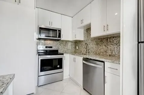 4070 Tivoli 208 Court Lake Worth FL 33467