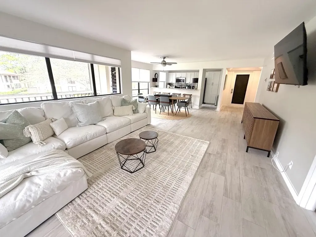 616 Brackenwood Cove Palm Beach Gardens FL 33418