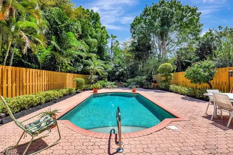 2462 Nw 66th Drive Boca Raton FL 33496