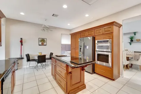 6555 Via Benita Boca Raton FL 33433