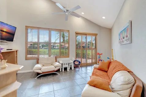 6555 Via Benita Boca Raton FL 33433
