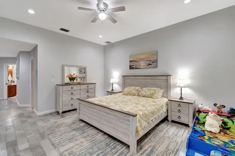 6555 Via Benita Boca Raton FL 33433