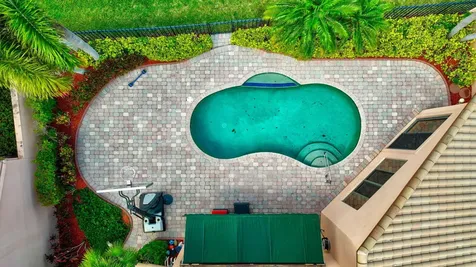 6555 Via Benita Boca Raton FL 33433