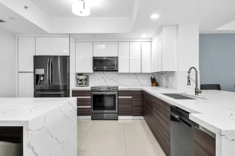 3330 NE 190th Street Aventura FL 33180