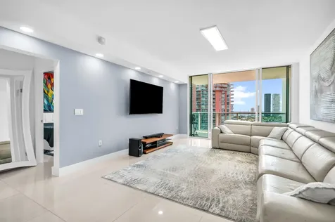3330 NE 190th Street Aventura FL 33180