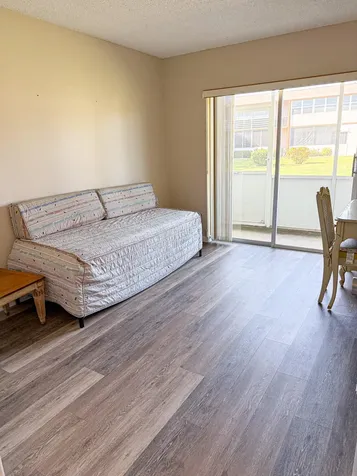 161 Kent J West Palm Beach FL 33417