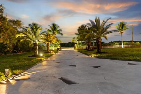 19361 W Sycamore Drive Loxahatchee FL 33470
