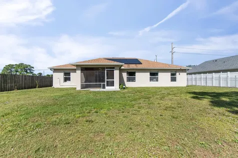 663 Nw North Macedo Boulevard Port Saint Lucie FL 34983