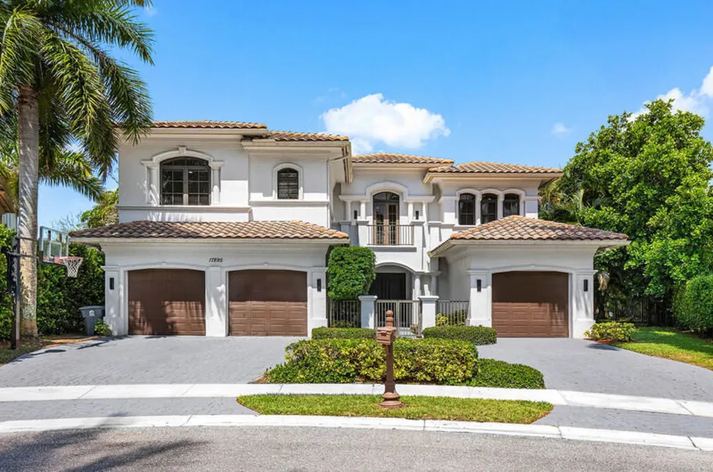 17895 Cadena Drive Boca Raton FL 33496