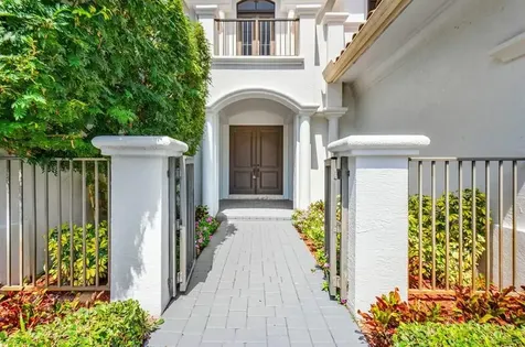17895 Cadena Drive Boca Raton FL 33496