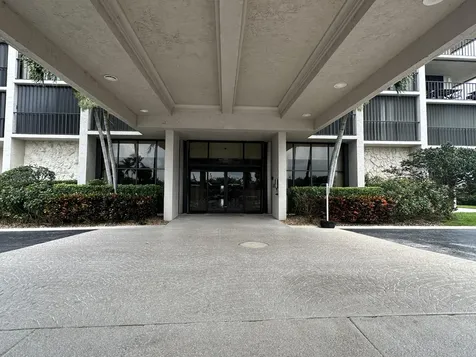 5047 N Highway A1a Hutchinson Island FL 34949