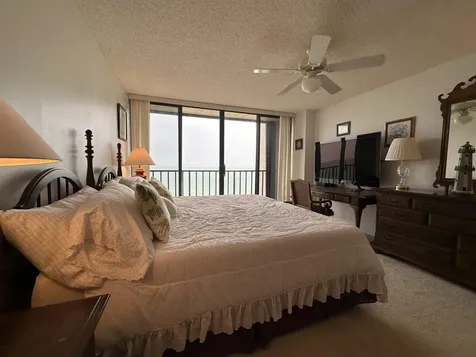 5047 N Highway A1a Hutchinson Island FL 34949