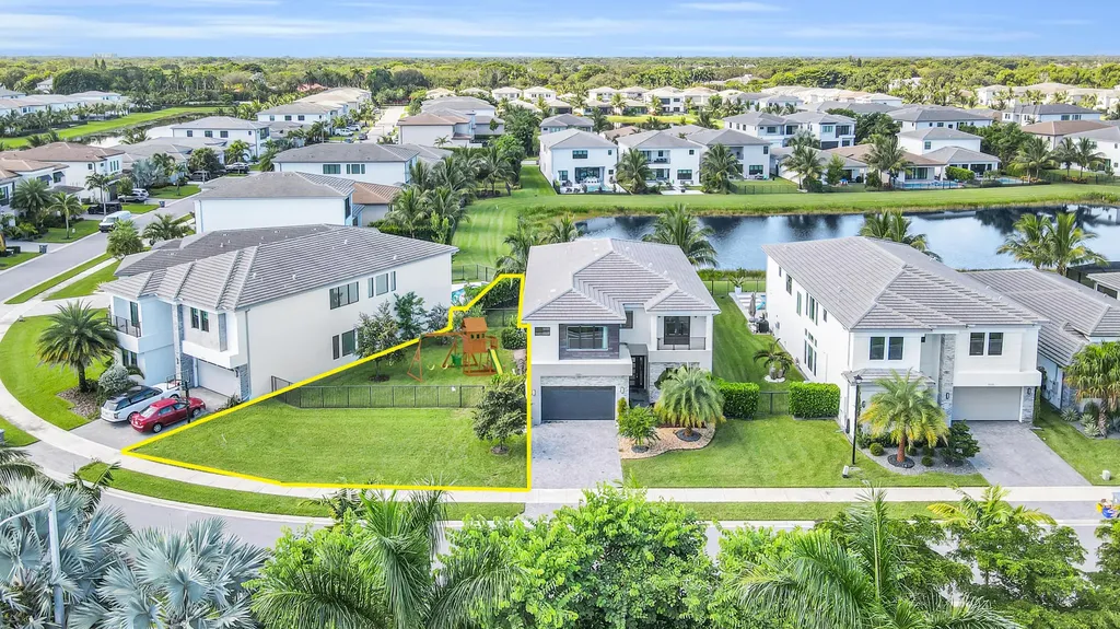 8586 Apple Falls Lane Boca Raton FL 33496