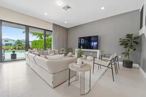 8586 Apple Falls Lane Boca Raton FL 33496