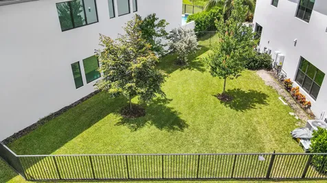 8586 Apple Falls Lane Boca Raton FL 33496