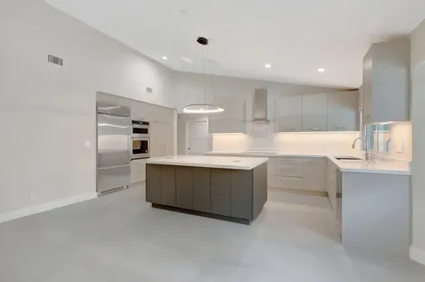 2839 Banyan Boulevard Circle Boca Raton FL 33431