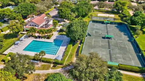 2839 Banyan Boulevard Circle Boca Raton FL 33431