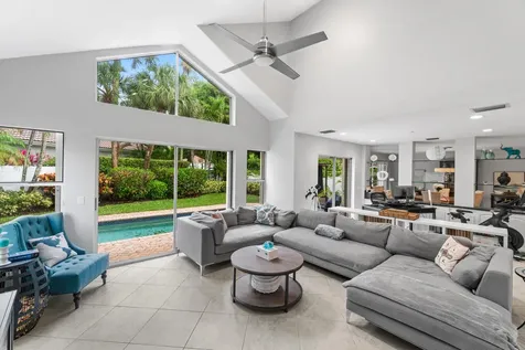 5228 Nw 22nd Avenue Boca Raton FL 33496