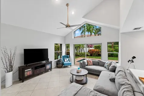 5228 Nw 22nd Avenue Boca Raton FL 33496