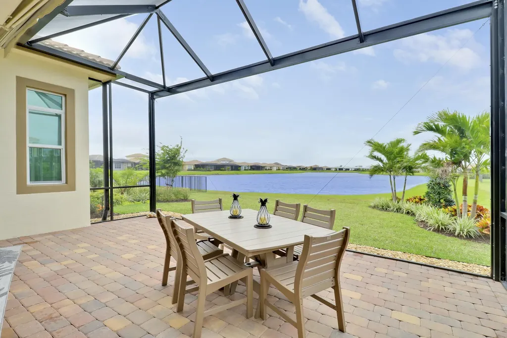 9182 Sw Pepoli Way Port Saint Lucie FL 34987
