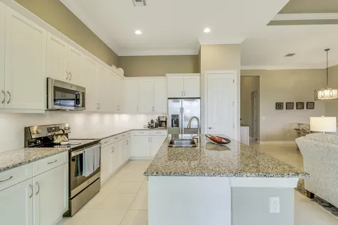 9182 Sw Pepoli Way Port Saint Lucie FL 34987