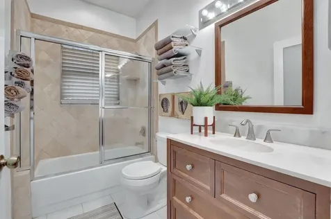 6694 Nw 26th Way Boca Raton FL 33496