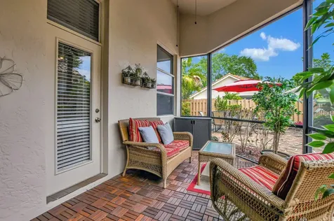 6694 Nw 26th Way Boca Raton FL 33496