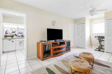 1440 Sw 5th Avenue Boca Raton FL 33432
