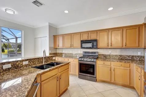 119 Canterbury Place Royal Palm Beach FL 33414