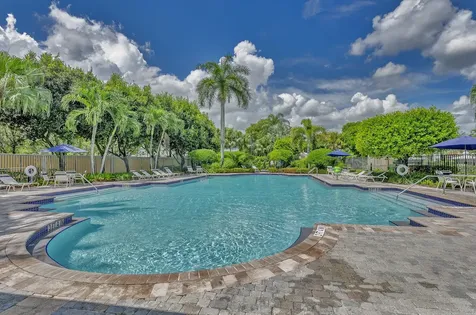 119 Canterbury Place Royal Palm Beach FL 33414