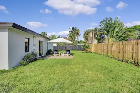 460 Ne 37th Street Boca Raton FL 33431