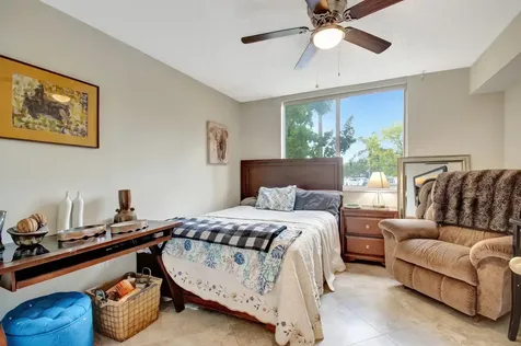1000 Scotia Drive Hypoluxo FL 33462
