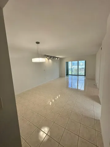 3850 Washington Street Hollywood FL 33021