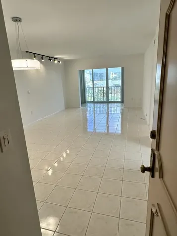3850 Washington Street Hollywood FL 33021