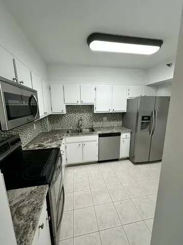 3850 Washington Street Hollywood FL 33021