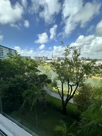 3850 Washington Street Hollywood FL 33021