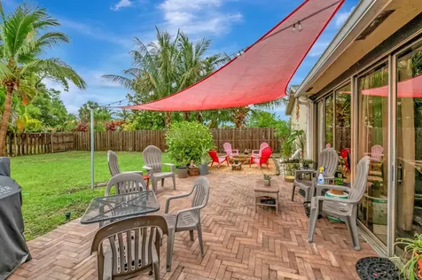 9033 Sw 6th Street Boca Raton FL 33433