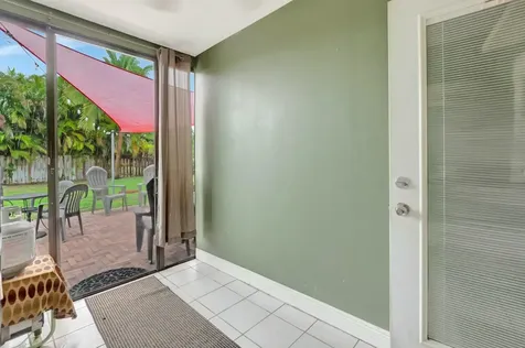 9033 Sw 6th Street Boca Raton FL 33433