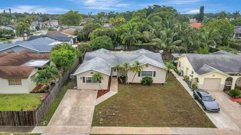 9033 Sw 6th Street Boca Raton FL 33433