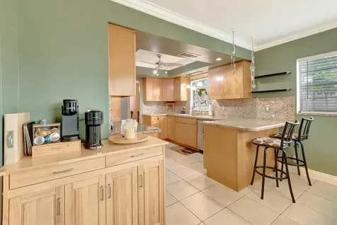 9033 Sw 6th Street Boca Raton FL 33433