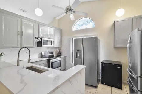 904 Magniola Avenue North Lauderdale FL 33068