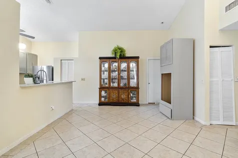904 Magniola Avenue North Lauderdale FL 33068